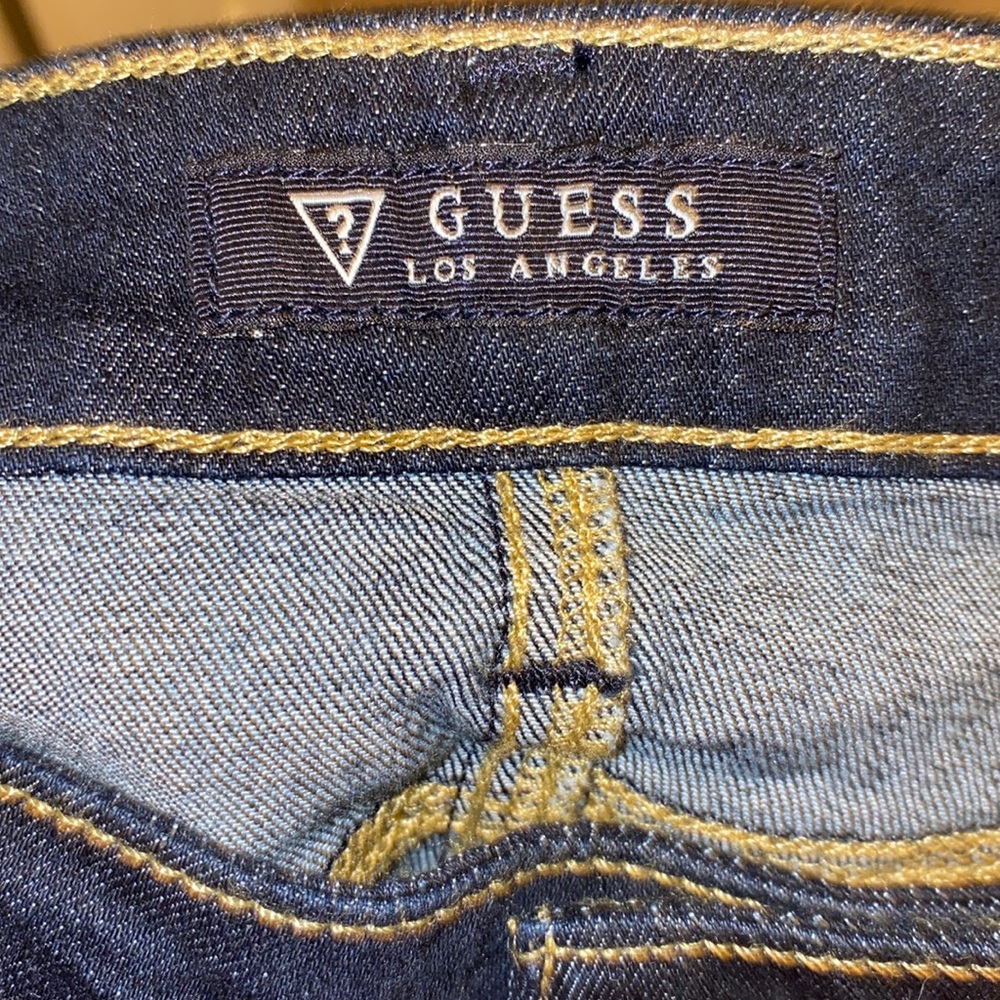 Size 31 guess jeans great wear